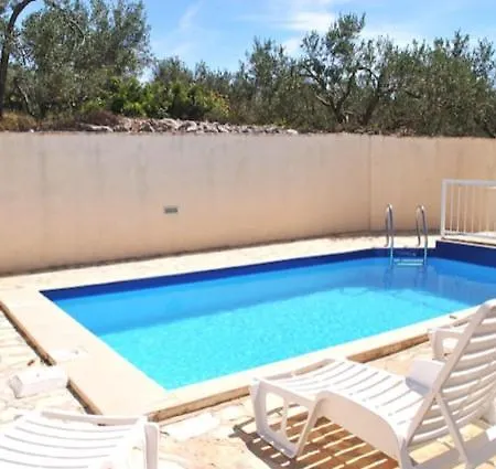 Wonderful Sea View, Swimming Pool, Private Parking