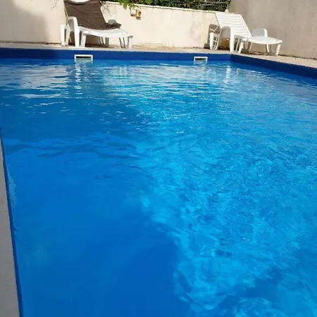 شقة Wonderful Sea View, Swimming Pool, Private Parking سوبيتار